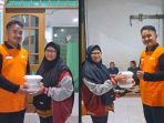 Rumah Zakat Salurkan Bantuan ke Korban Banjir Semper Barat Rumah Zakat Salurkan Bantuan ke Korban Banjir Semper Barat