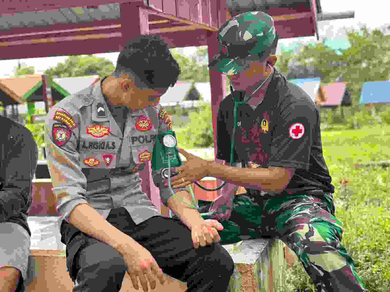 Jaga Stamina di Sasaran Semenisasi, Personel Polres Kubar Jalani Pemeriksaan Berkala