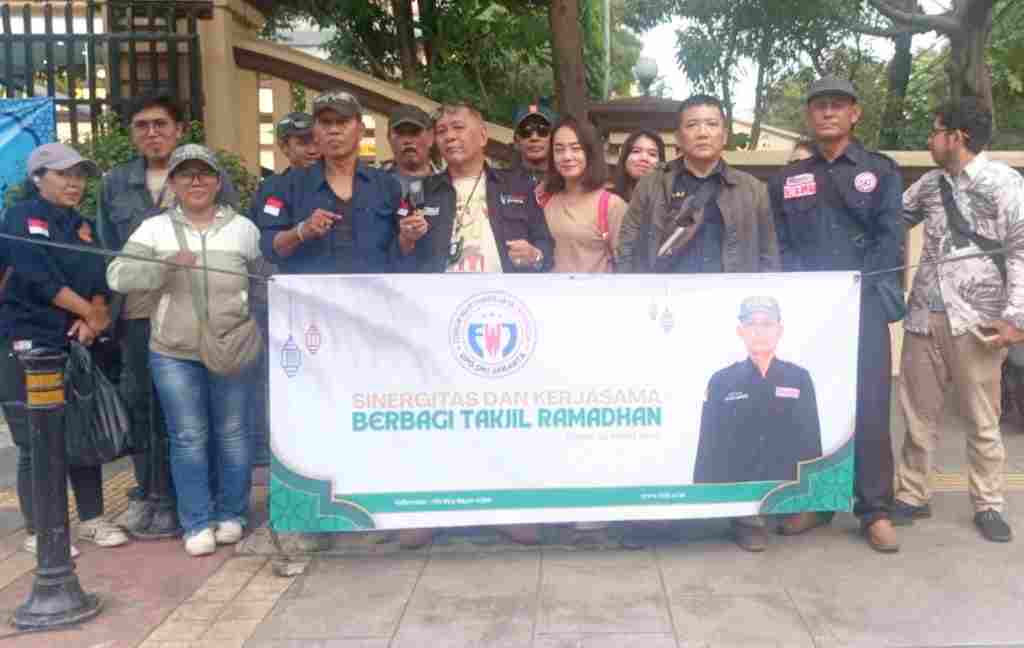 600 Paket Takjil Disebar FWJI DPD DKI Jakarta
